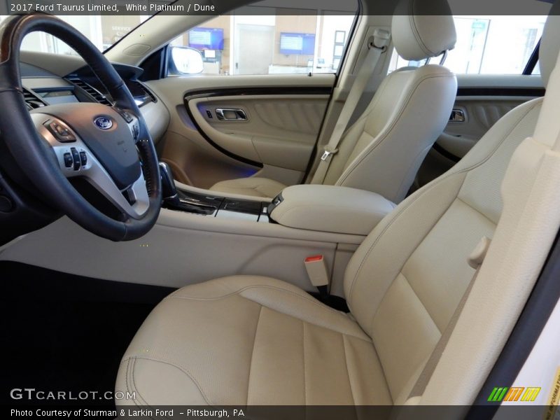 White Platinum / Dune 2017 Ford Taurus Limited