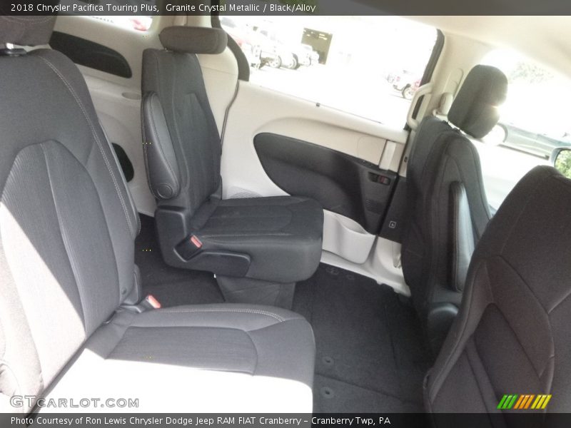 Granite Crystal Metallic / Black/Alloy 2018 Chrysler Pacifica Touring Plus