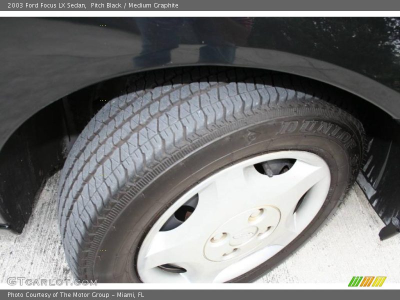 Pitch Black / Medium Graphite 2003 Ford Focus LX Sedan