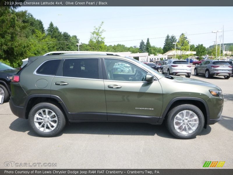 Olive Green Pearl / Black 2019 Jeep Cherokee Latitude 4x4