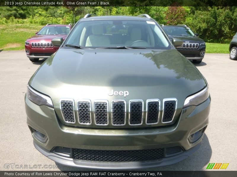 Olive Green Pearl / Black 2019 Jeep Cherokee Latitude 4x4