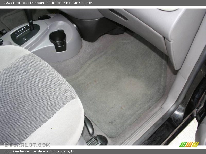 Pitch Black / Medium Graphite 2003 Ford Focus LX Sedan