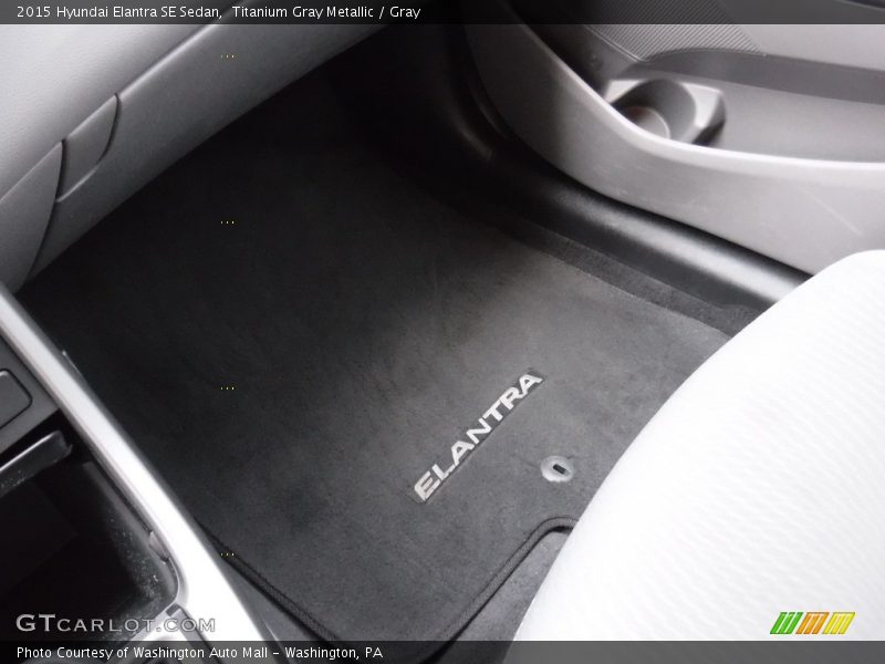 Titanium Gray Metallic / Gray 2015 Hyundai Elantra SE Sedan