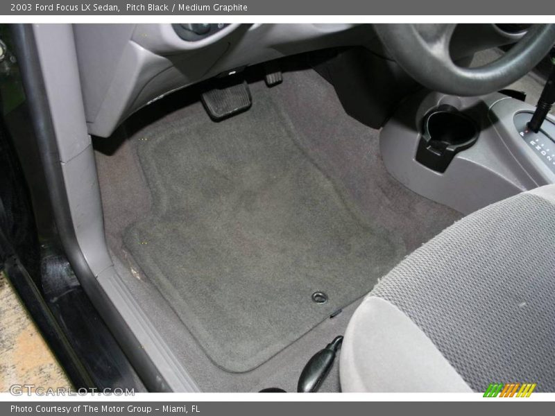Pitch Black / Medium Graphite 2003 Ford Focus LX Sedan