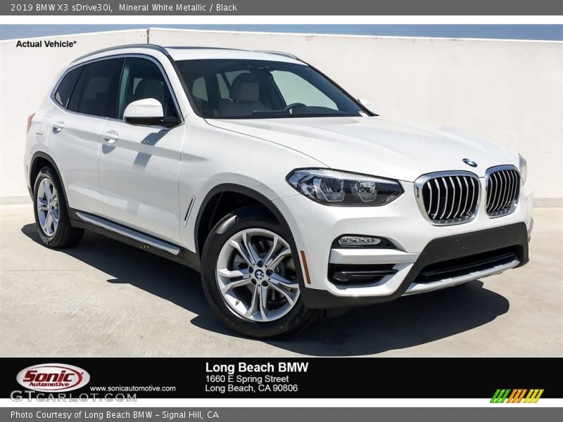 Mineral White Metallic / Black 2019 BMW X3 sDrive30i