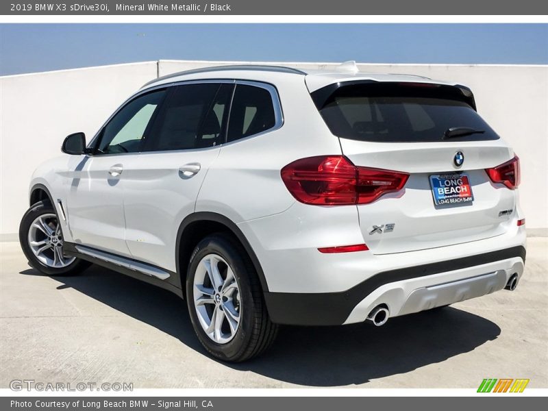 Mineral White Metallic / Black 2019 BMW X3 sDrive30i