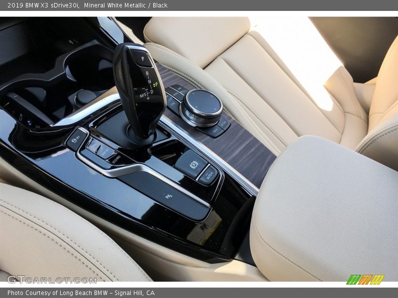 Mineral White Metallic / Black 2019 BMW X3 sDrive30i