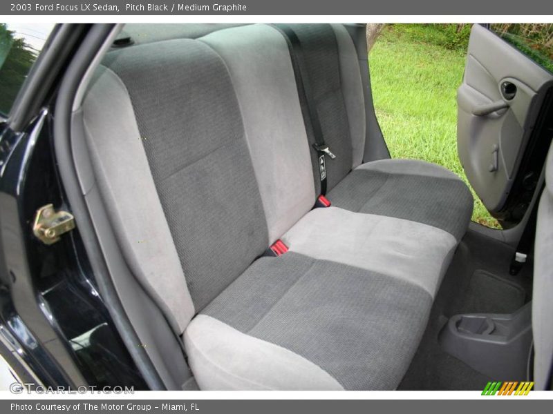 Pitch Black / Medium Graphite 2003 Ford Focus LX Sedan