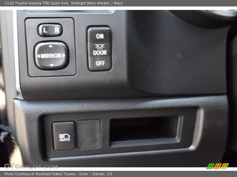 Midnight Black Metallic / Black 2018 Toyota Sequoia TRD Sport 4x4