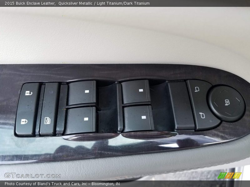 Quicksilver Metallic / Light Titanium/Dark Titanium 2015 Buick Enclave Leather