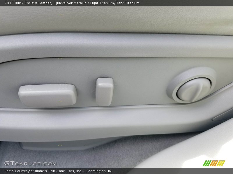 Quicksilver Metallic / Light Titanium/Dark Titanium 2015 Buick Enclave Leather