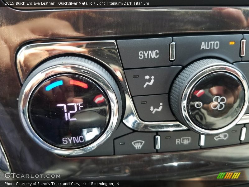 Quicksilver Metallic / Light Titanium/Dark Titanium 2015 Buick Enclave Leather