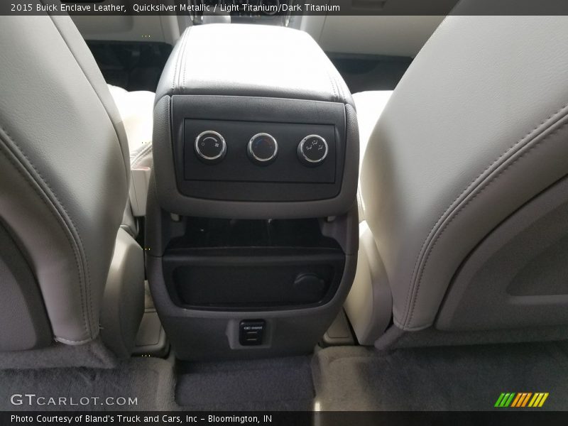 Quicksilver Metallic / Light Titanium/Dark Titanium 2015 Buick Enclave Leather