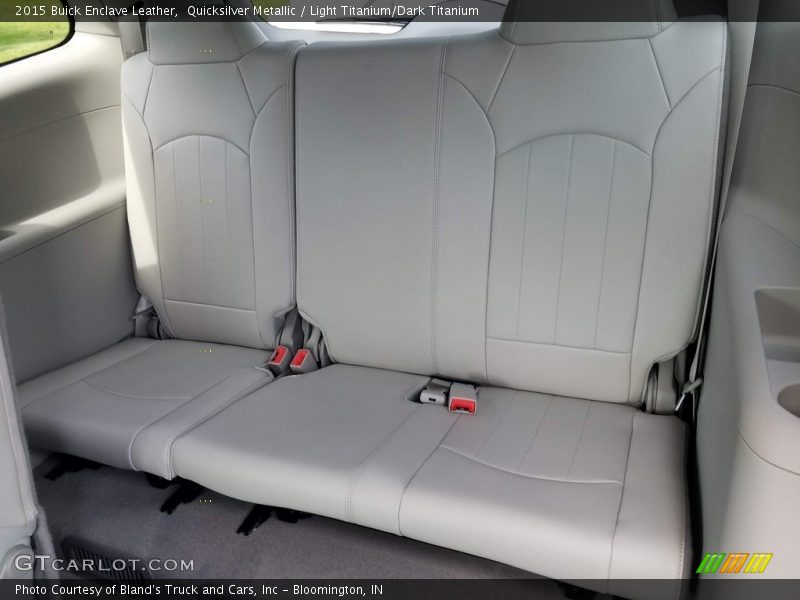 Quicksilver Metallic / Light Titanium/Dark Titanium 2015 Buick Enclave Leather