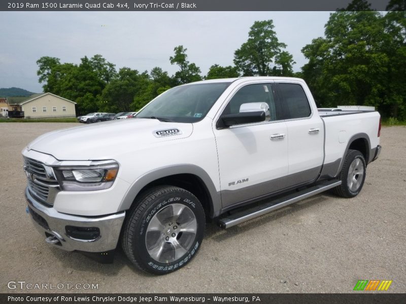 Front 3/4 View of 2019 1500 Laramie Quad Cab 4x4