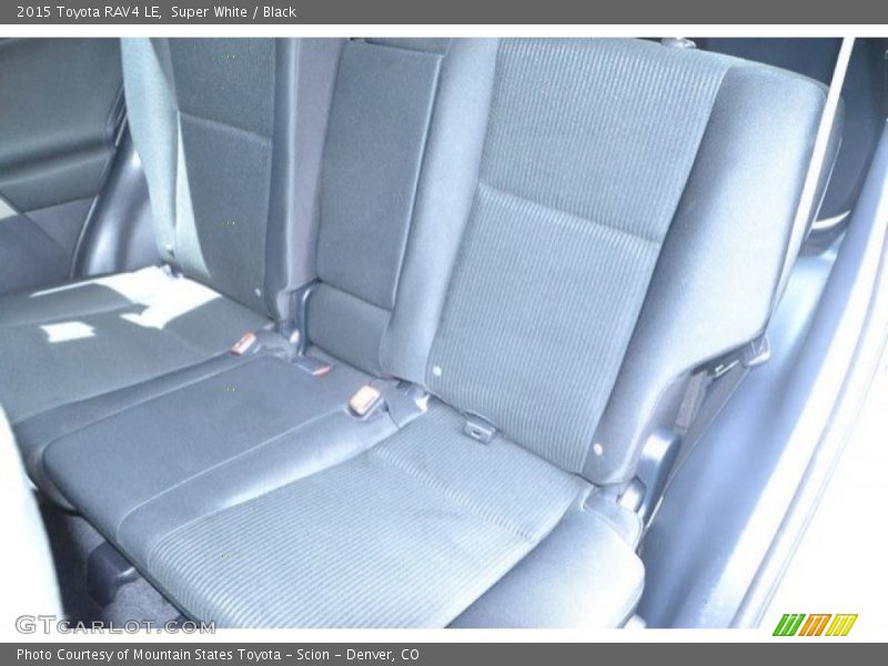 Super White / Black 2015 Toyota RAV4 LE