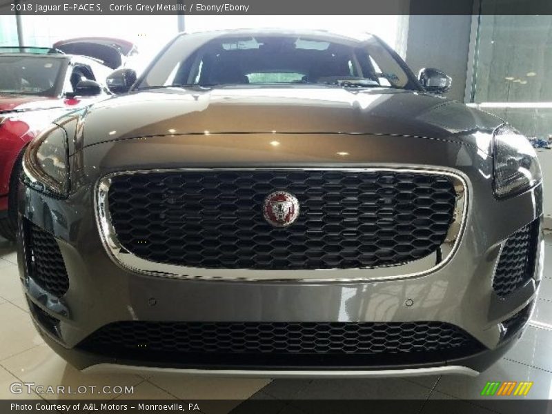 Corris Grey Metallic / Ebony/Ebony 2018 Jaguar E-PACE S
