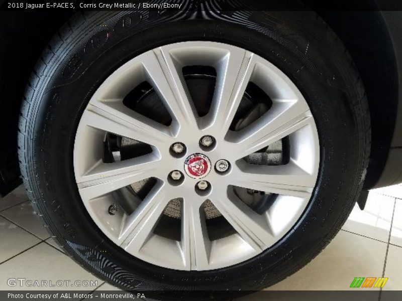 Corris Grey Metallic / Ebony/Ebony 2018 Jaguar E-PACE S