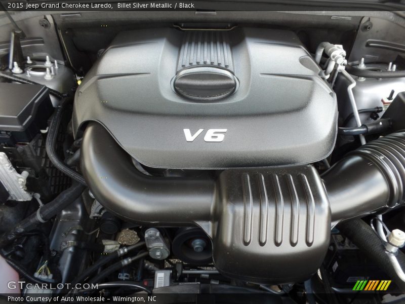 Billet Silver Metallic / Black 2015 Jeep Grand Cherokee Laredo