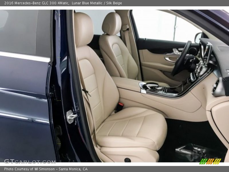 Lunar Blue Metallic / Silk Beige 2016 Mercedes-Benz GLC 300 4Matic
