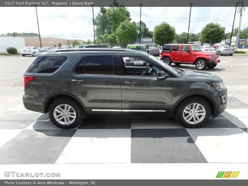 Magnetic / Ebony Black 2017 Ford Explorer XLT