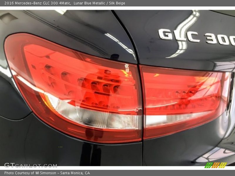 Lunar Blue Metallic / Silk Beige 2016 Mercedes-Benz GLC 300 4Matic