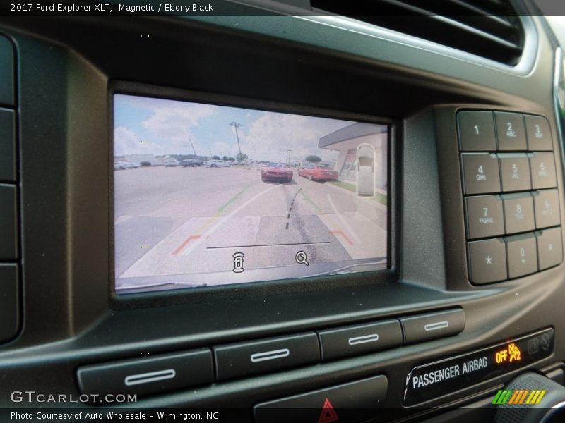 Magnetic / Ebony Black 2017 Ford Explorer XLT