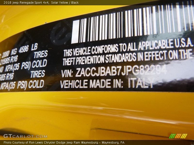 Solar Yellow / Black 2018 Jeep Renegade Sport 4x4