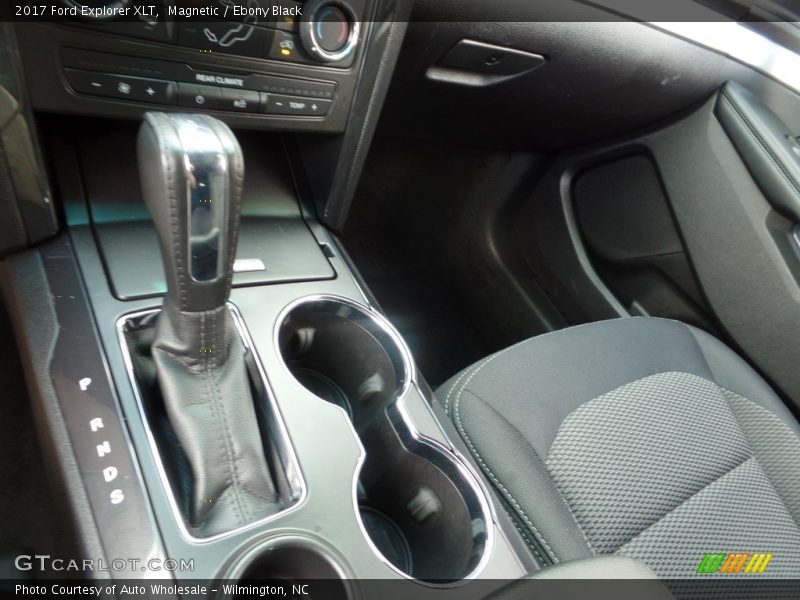 Magnetic / Ebony Black 2017 Ford Explorer XLT