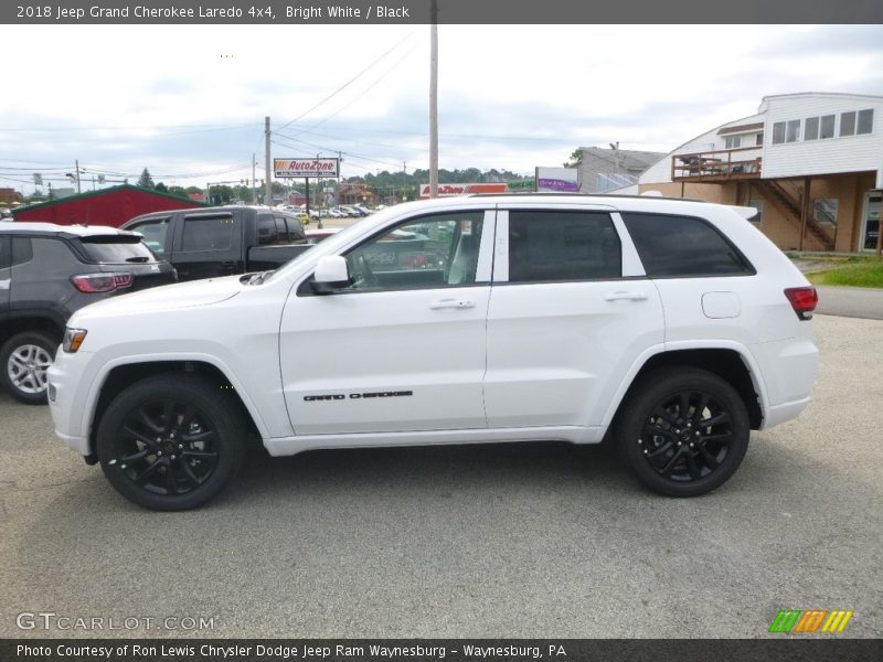 Bright White / Black 2018 Jeep Grand Cherokee Laredo 4x4