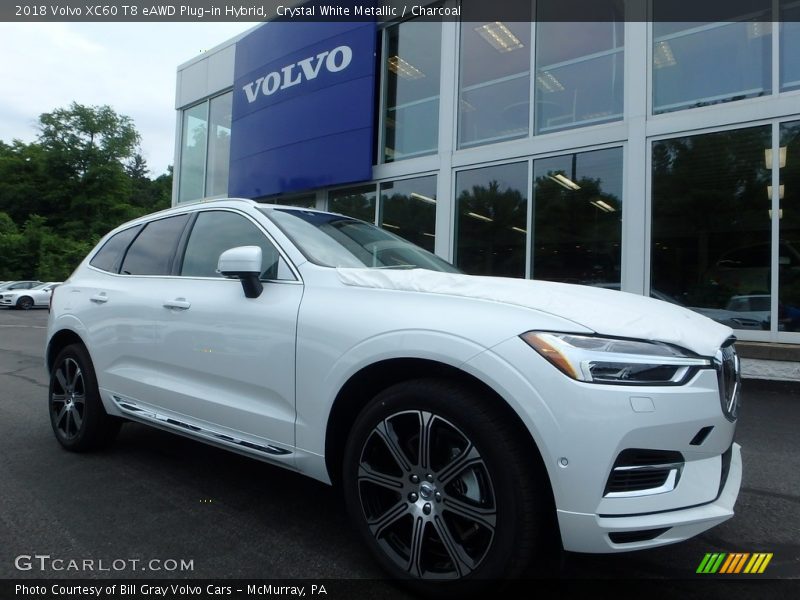 Front 3/4 View of 2018 XC60 T8 eAWD Plug-in Hybrid