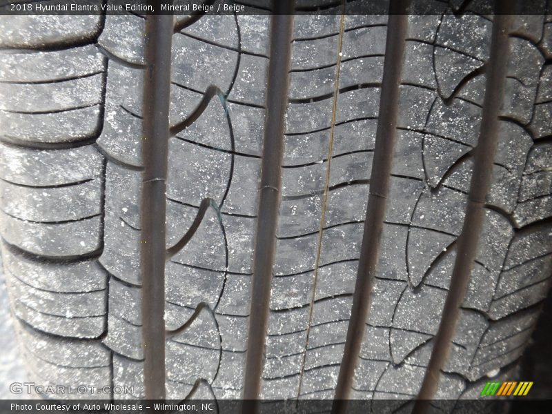 Mineral Beige / Beige 2018 Hyundai Elantra Value Edition