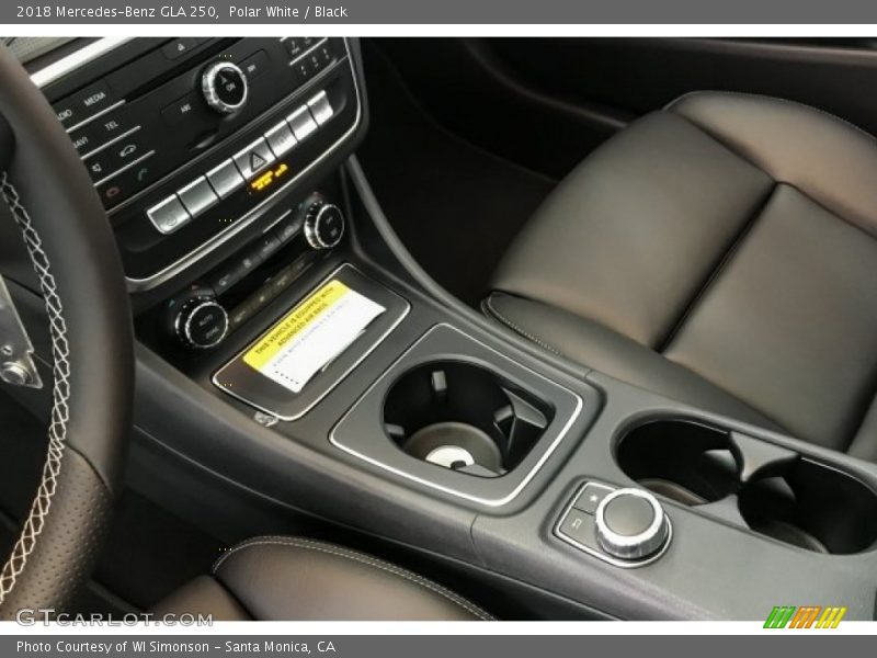 Polar White / Black 2018 Mercedes-Benz GLA 250