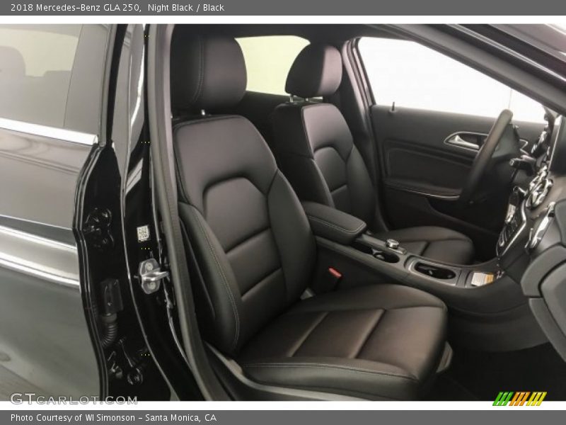 Night Black / Black 2018 Mercedes-Benz GLA 250