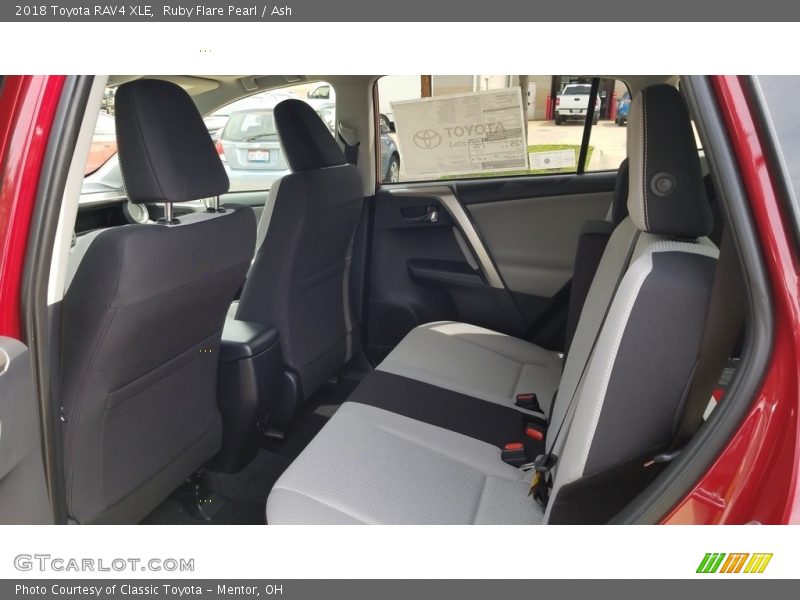 Ruby Flare Pearl / Ash 2018 Toyota RAV4 XLE
