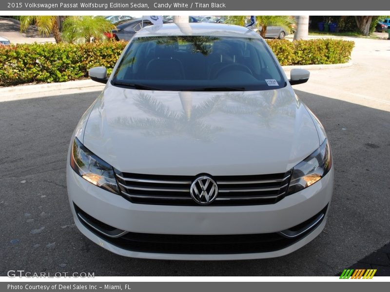 Candy White / Titan Black 2015 Volkswagen Passat Wolfsburg Edition Sedan
