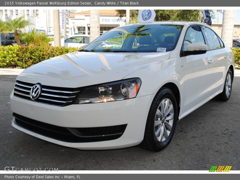 Candy White / Titan Black 2015 Volkswagen Passat Wolfsburg Edition Sedan