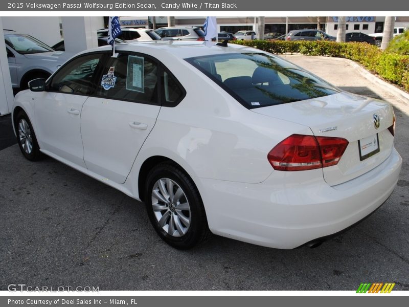 Candy White / Titan Black 2015 Volkswagen Passat Wolfsburg Edition Sedan