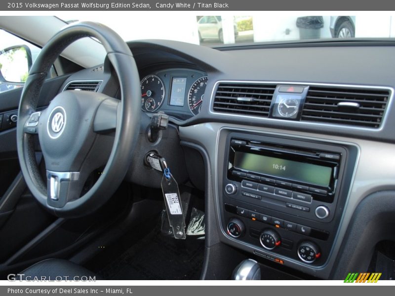 Candy White / Titan Black 2015 Volkswagen Passat Wolfsburg Edition Sedan