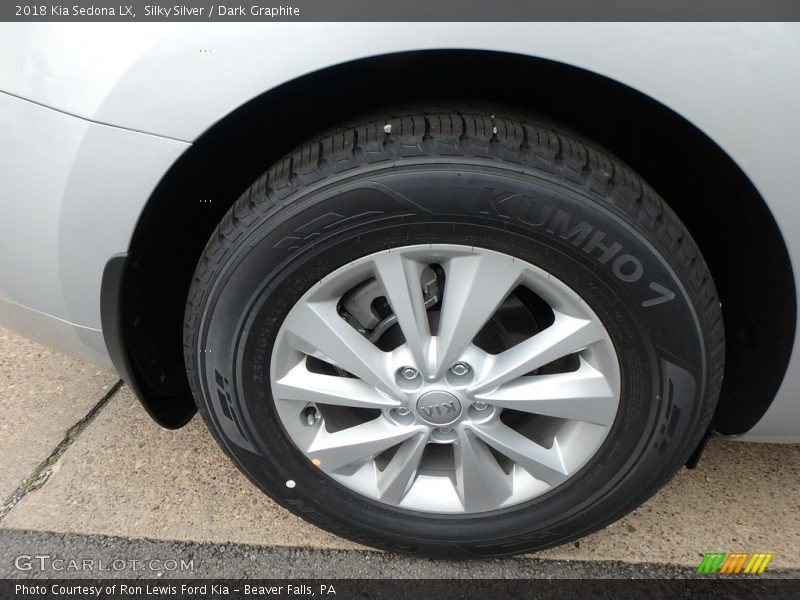 Silky Silver / Dark Graphite 2018 Kia Sedona LX