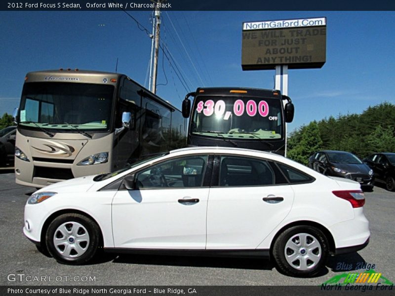 Oxford White / Charcoal Black 2012 Ford Focus S Sedan