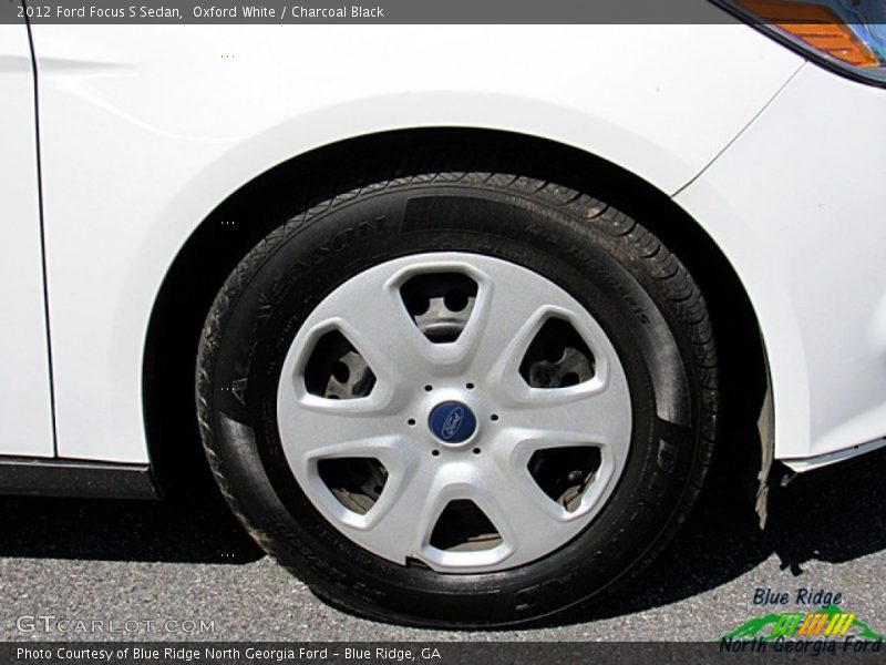 Oxford White / Charcoal Black 2012 Ford Focus S Sedan