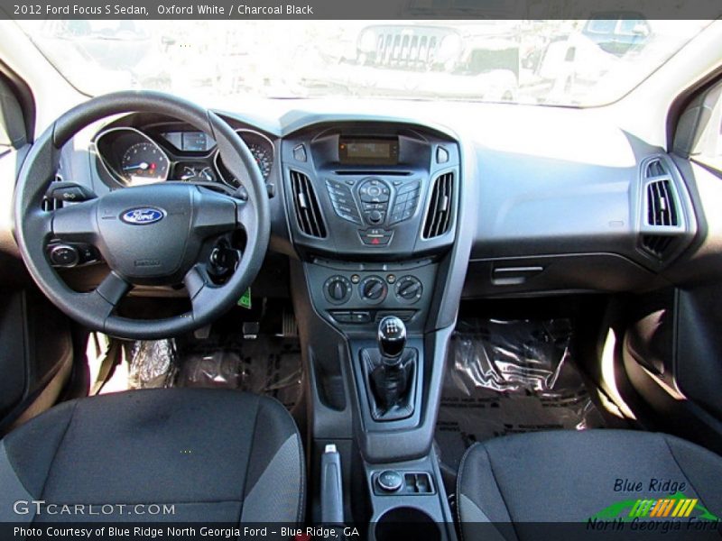 Oxford White / Charcoal Black 2012 Ford Focus S Sedan