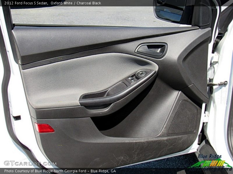 Oxford White / Charcoal Black 2012 Ford Focus S Sedan
