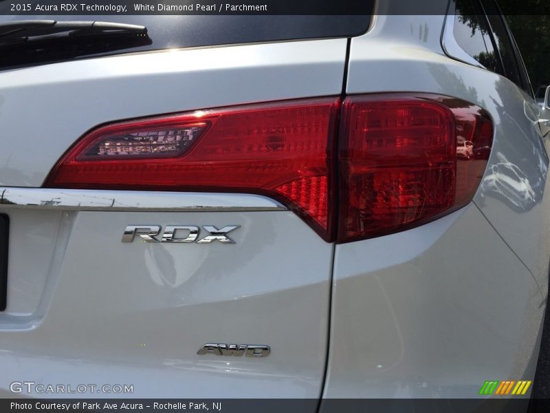 White Diamond Pearl / Parchment 2015 Acura RDX Technology