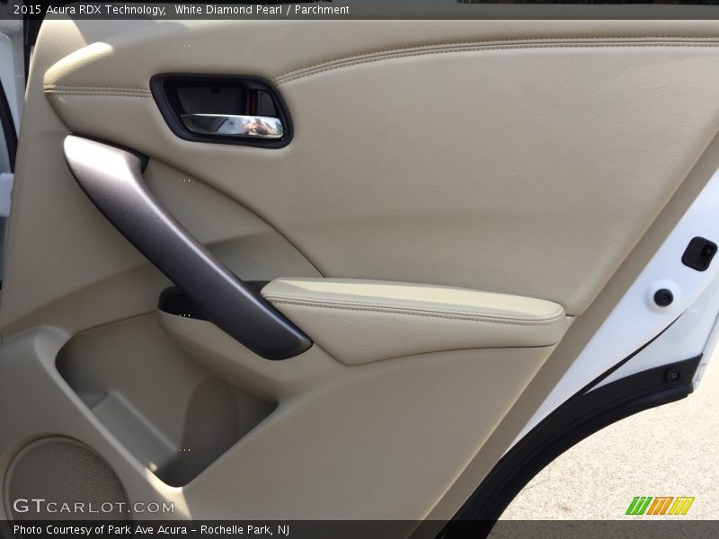 White Diamond Pearl / Parchment 2015 Acura RDX Technology