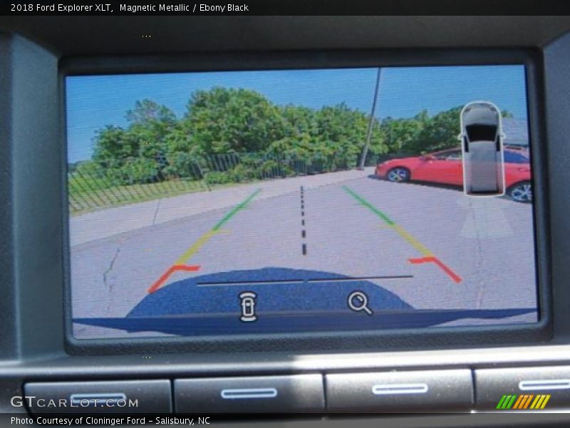 Magnetic Metallic / Ebony Black 2018 Ford Explorer XLT