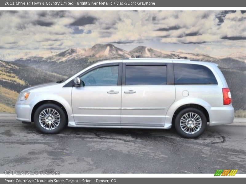 Bright Silver Metallic / Black/Light Graystone 2011 Chrysler Town & Country Limited