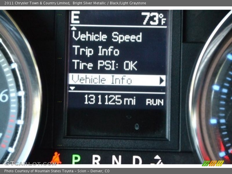 Bright Silver Metallic / Black/Light Graystone 2011 Chrysler Town & Country Limited