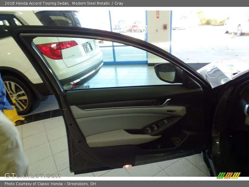 Modern Steel Metallic / Gray 2018 Honda Accord Touring Sedan